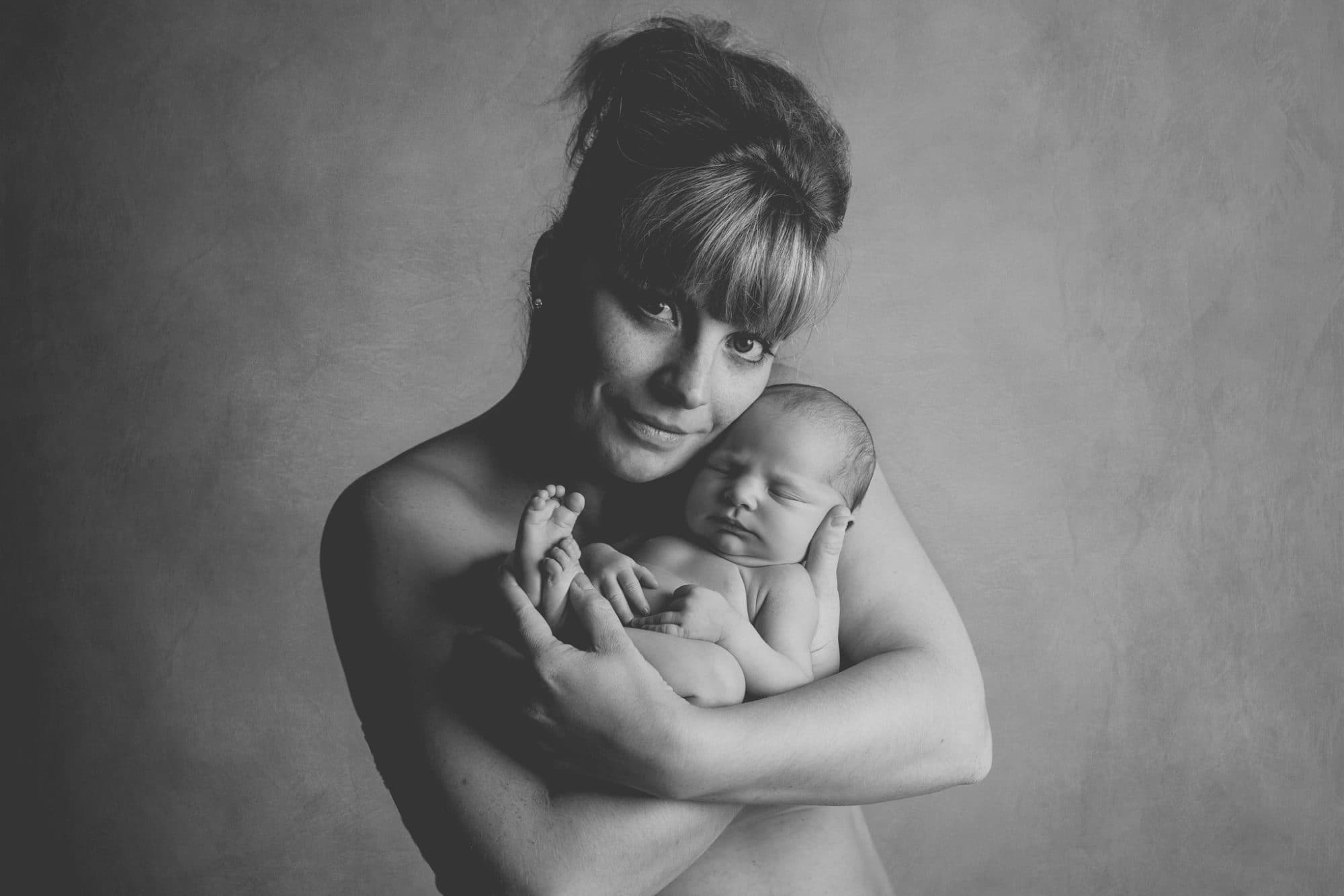 Seance Nouveau Ne A Rennes Isabelle Lechevallier Photographe