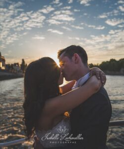 Mariage à Paris sur une péniche