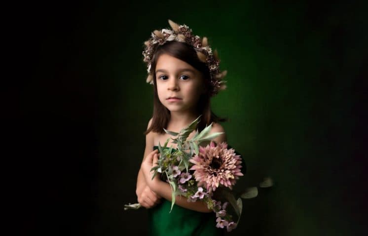 portrait photo artistique de Manon, petite princesse