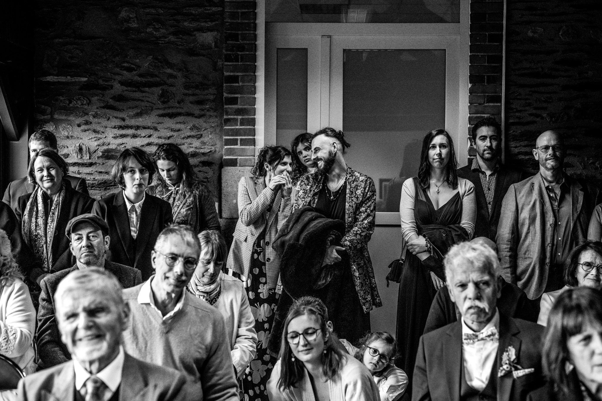 portraits volé des invités durant une cérémonie à la mairie